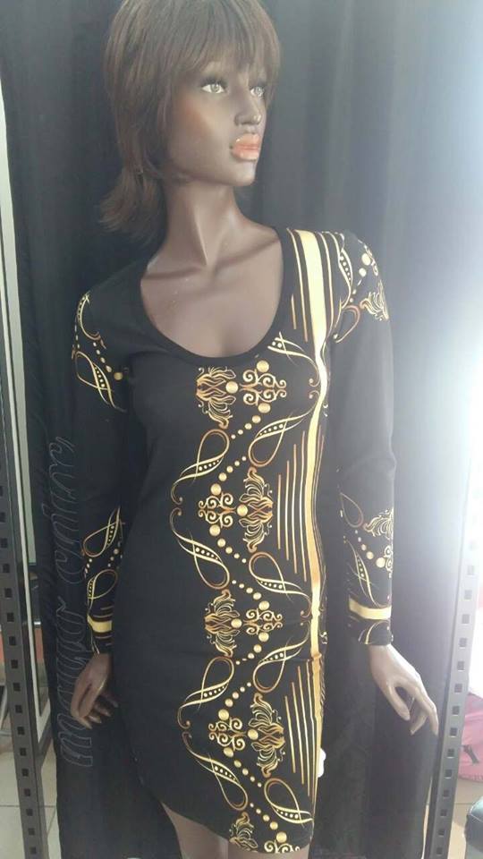 Masca ruha/fekete-sárga mintával