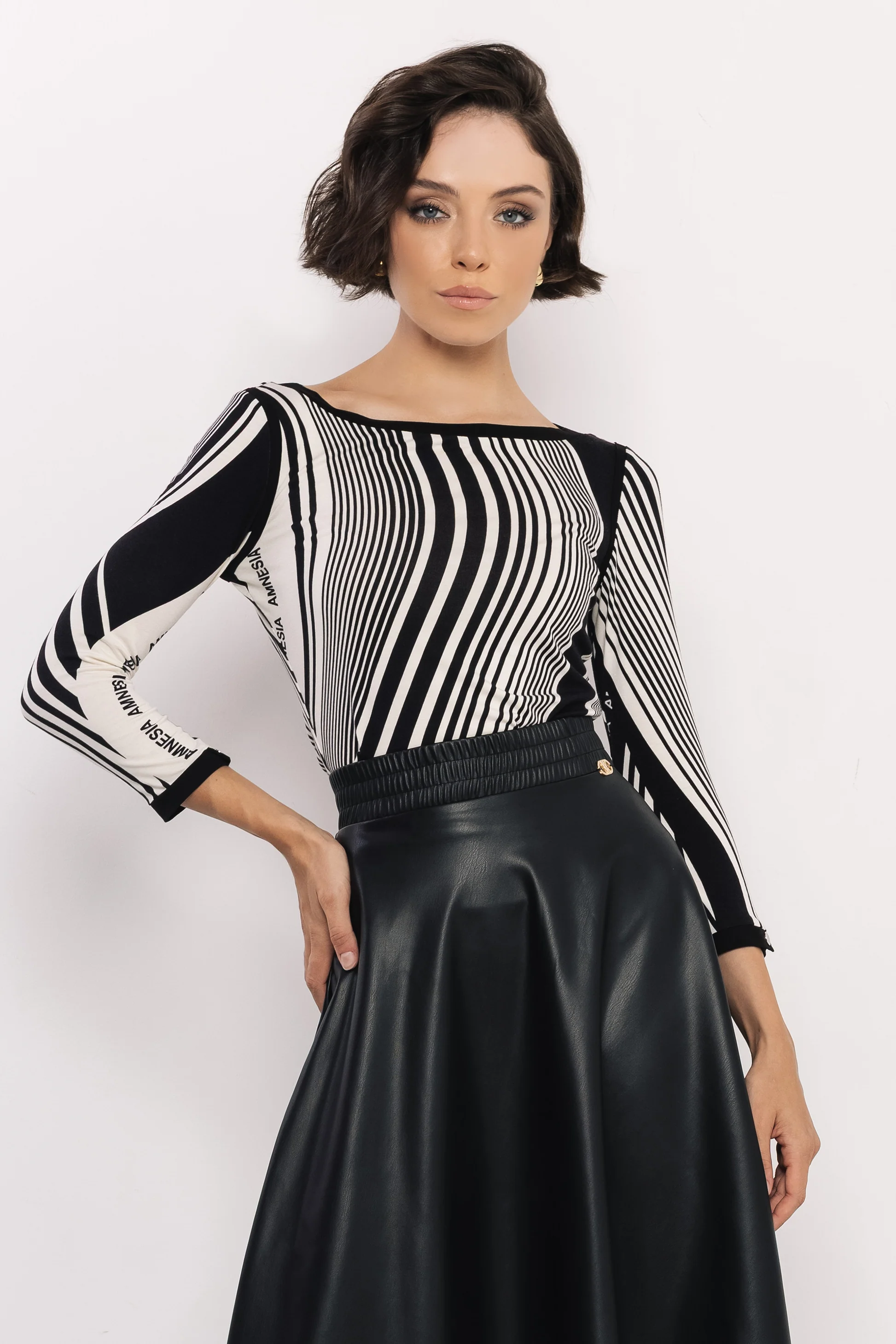 AMNESIA Balan felső