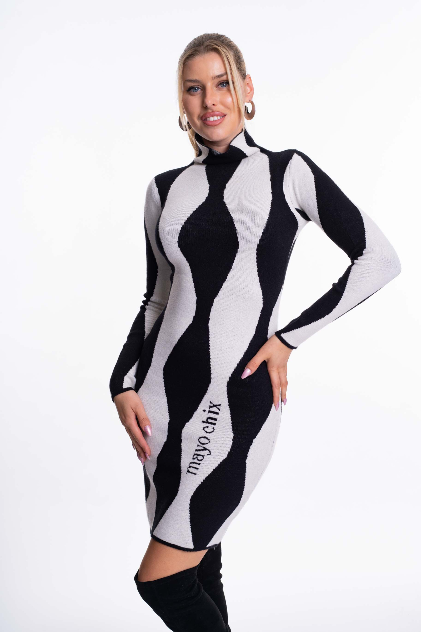 MAYO CHIX Carocus kötött ruha