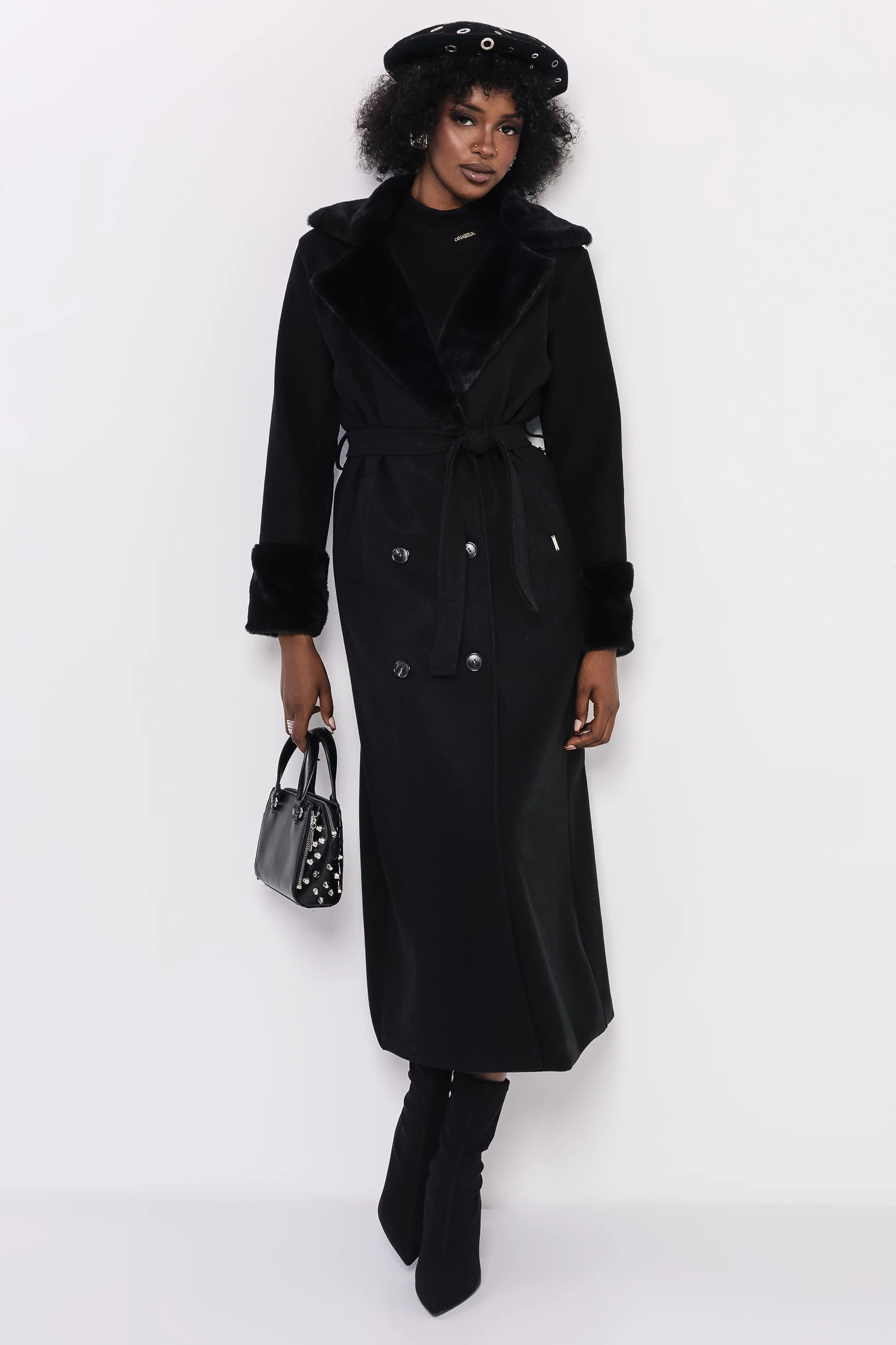 AMNESIA Foma szőrös galléros kabát/fekete