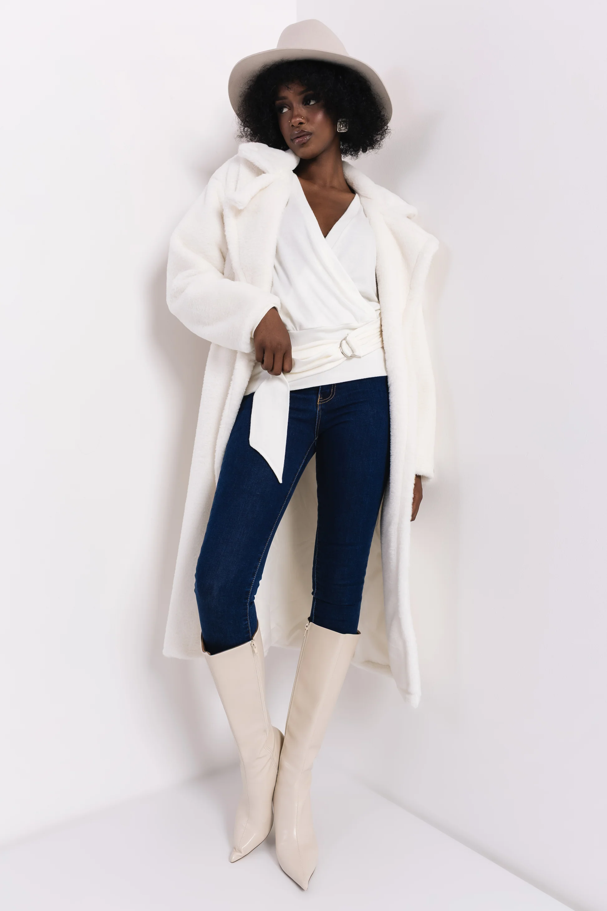 AMNESIA Floris szörme hosszú kabát/ekrü