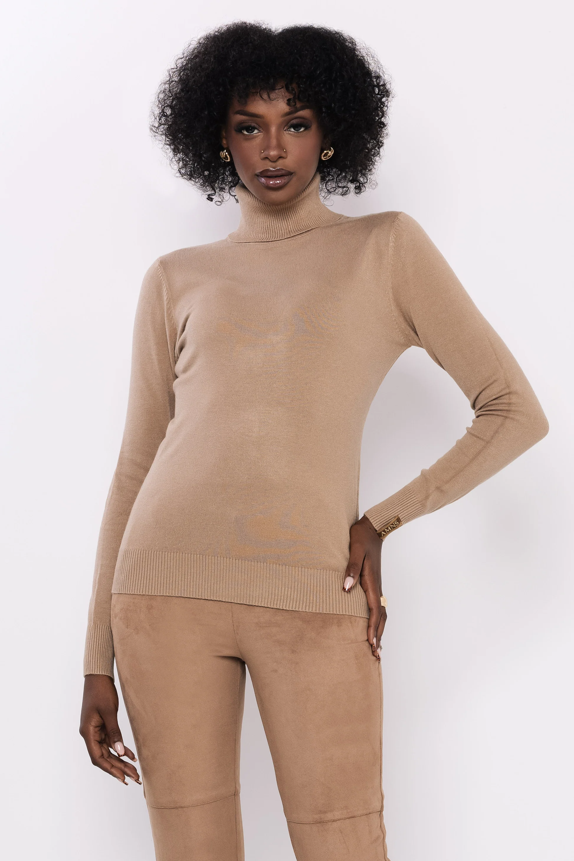 AMNESIA Bodza garbónyakú pulóver/camel