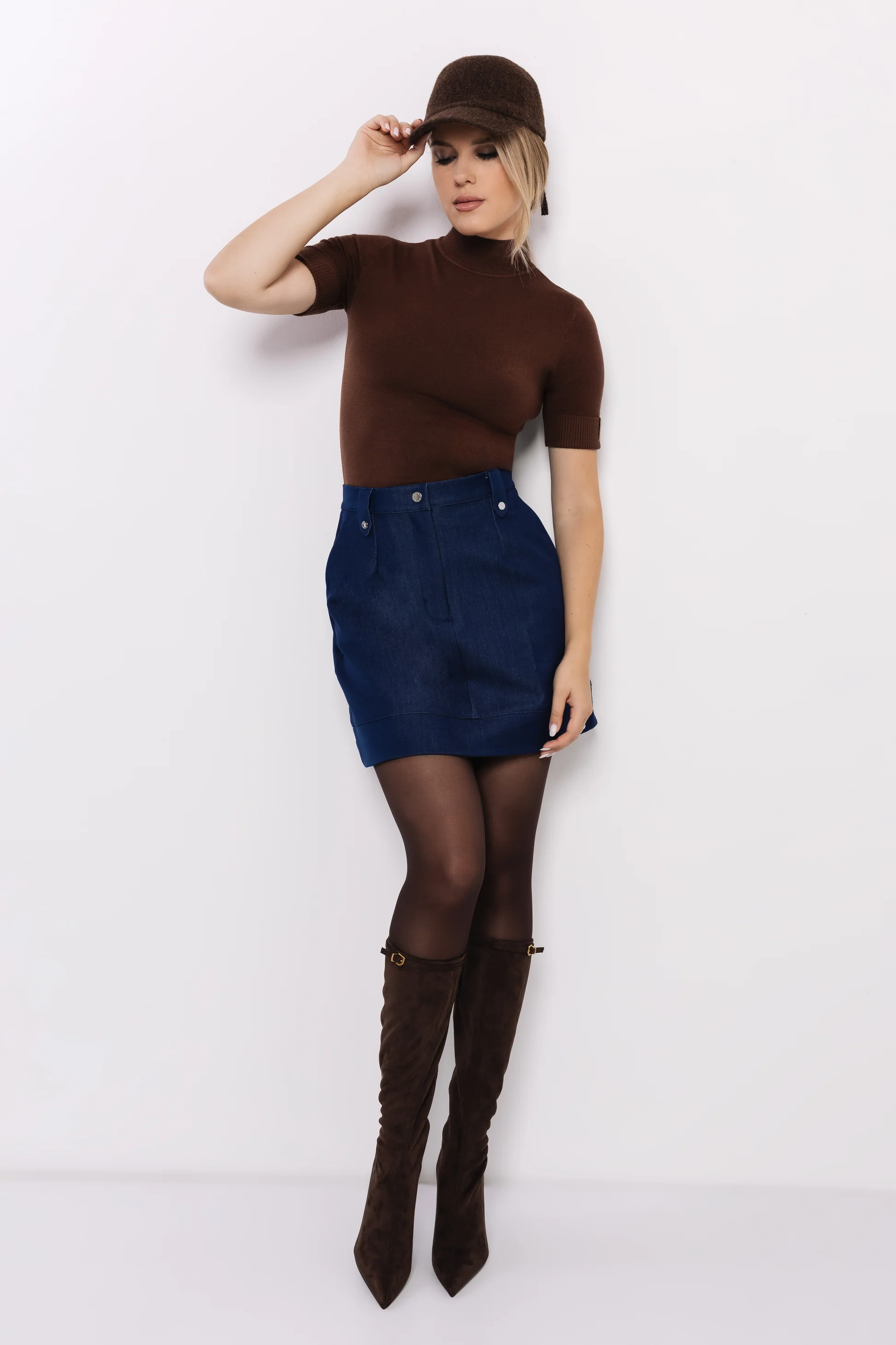 AMNESIA Fanta pulóver/csokoládé