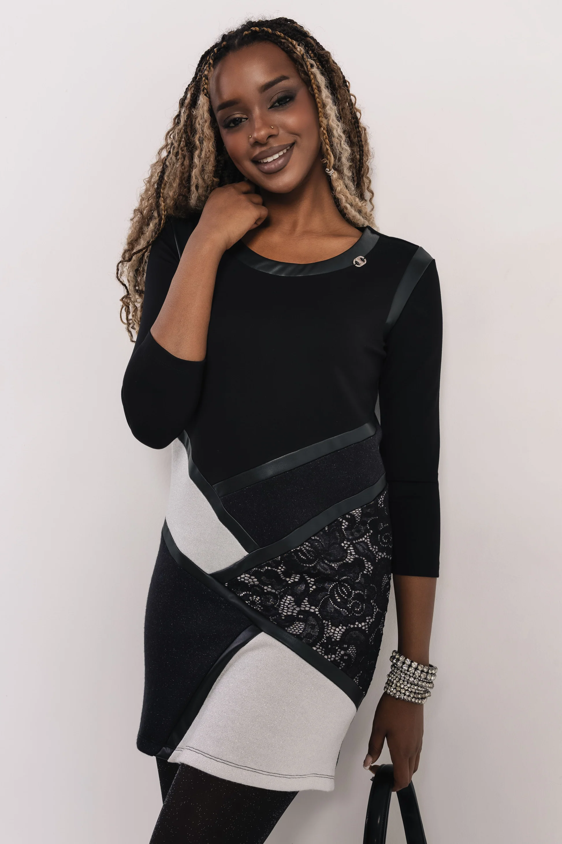 AMNESIA Newland ruha