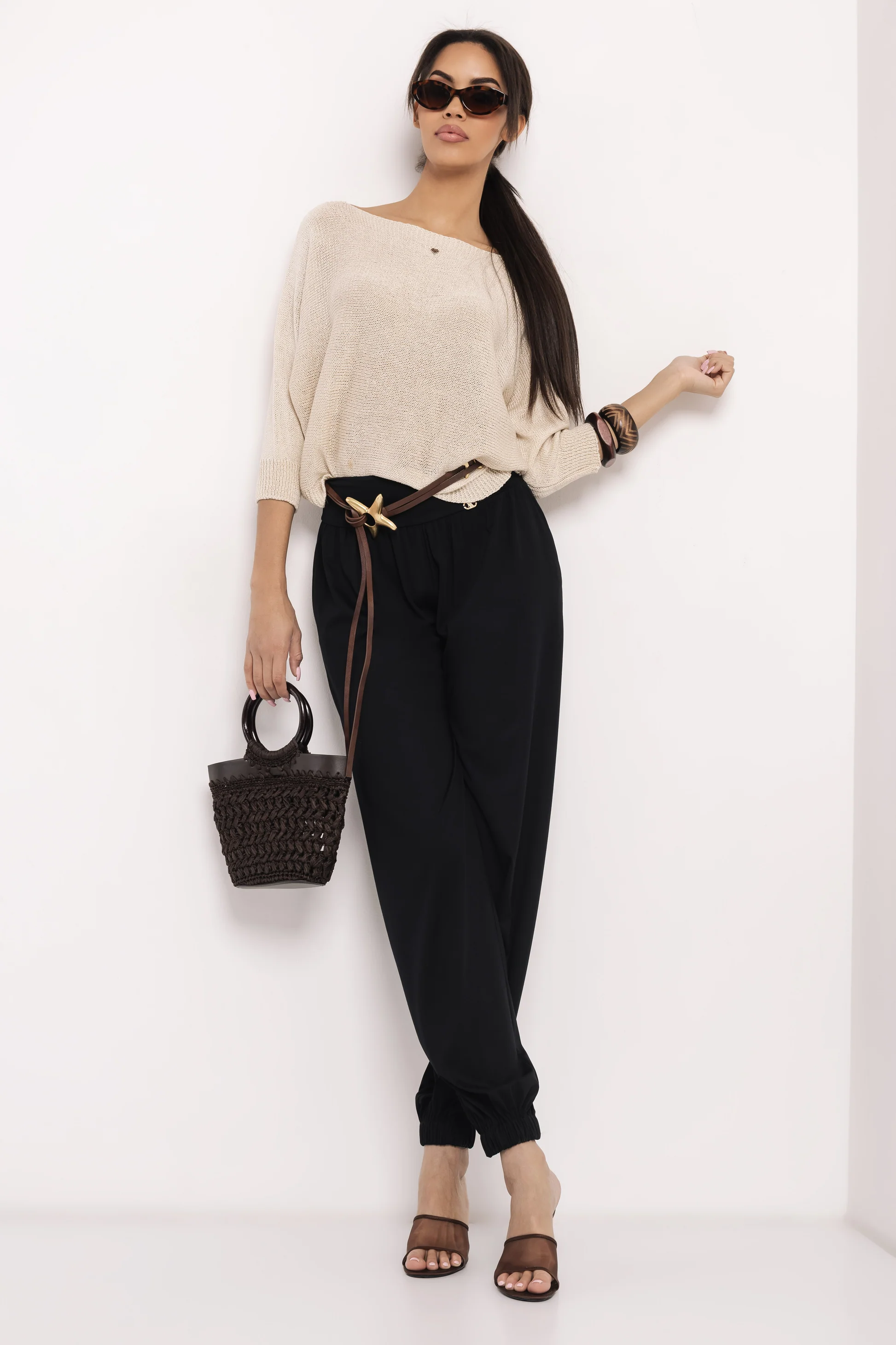 AMNESIA Certo vékony pulcsi/bézs